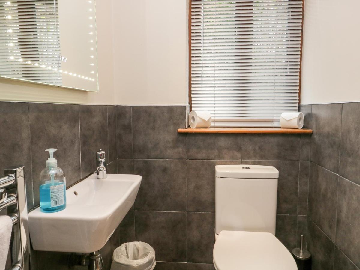Scandale Bridge Cottage Ембълсайд Екстериор снимка