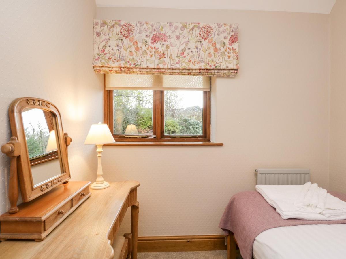 Scandale Bridge Cottage Ембълсайд Екстериор снимка